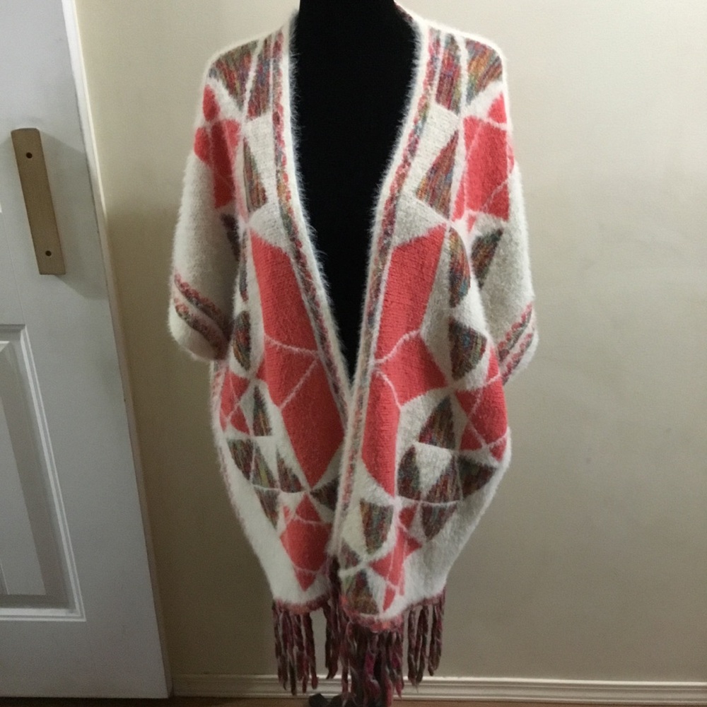 Star pattern soft knitted cape poncho One Size